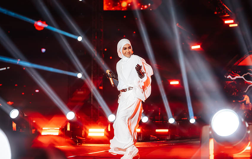 55,000 gegar Bukit Jalil! Ella bukti takhta Ratu Rock kebal