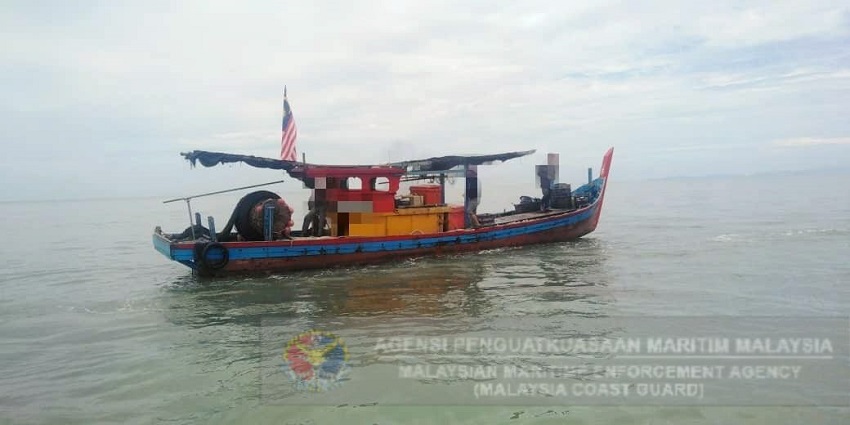2 bot kenka ditahan di Kuala Gula, langgar syarat lesen